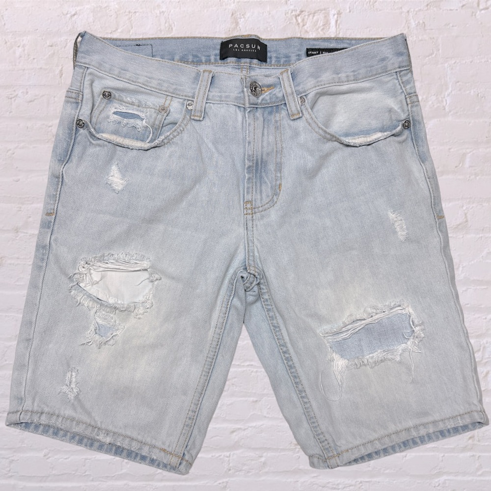 PacSun Bermuda Jean shorts distressed light blue sz 28